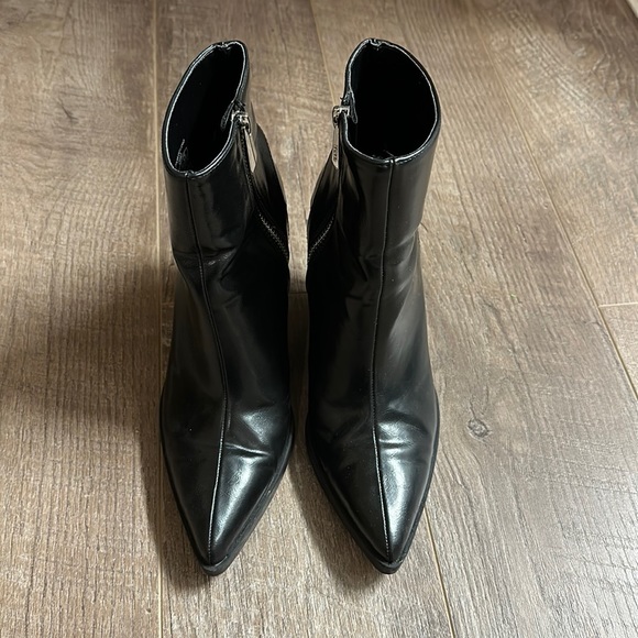 Zara Ankle Boots - Picture 1 of 6